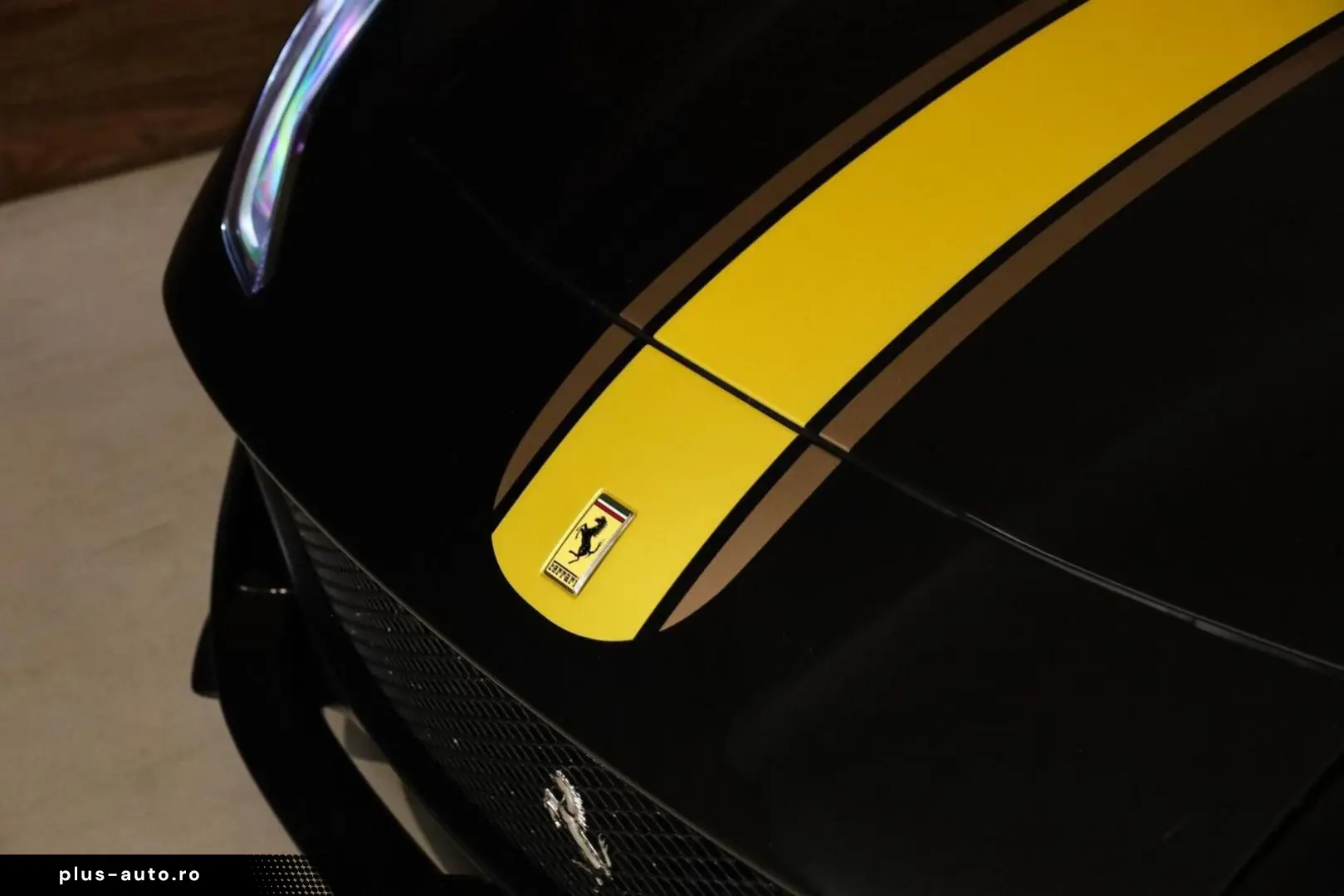 FERRARI 812 GTS 6.5 V12 HELE Lift Carbon Velgen Painted