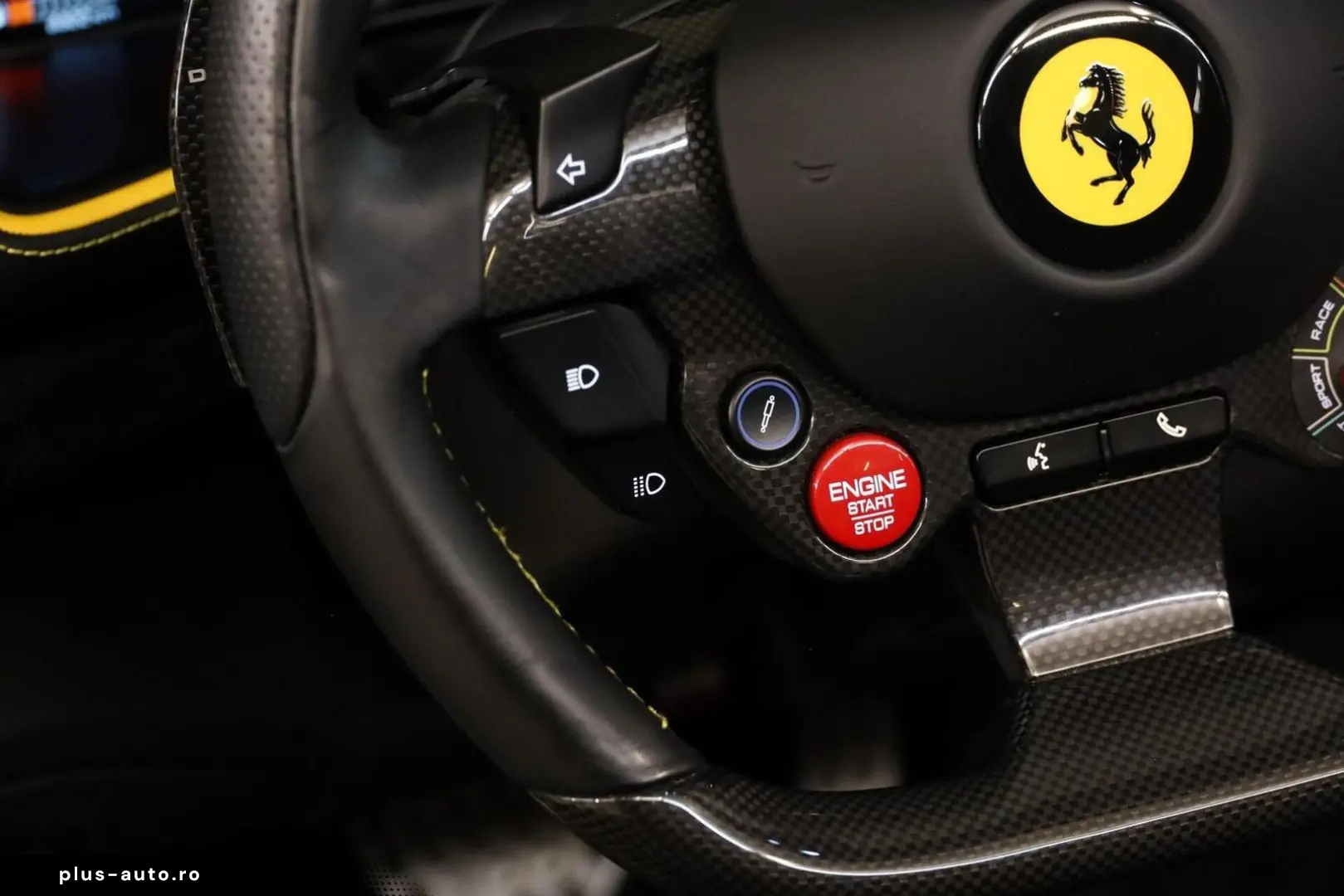FERRARI 812 GTS 6.5 V12 HELE Lift Carbon Velgen Painted