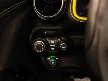 FERRARI 812 GTS 6.5 V12 HELE Lift Carbon Velgen Painted
