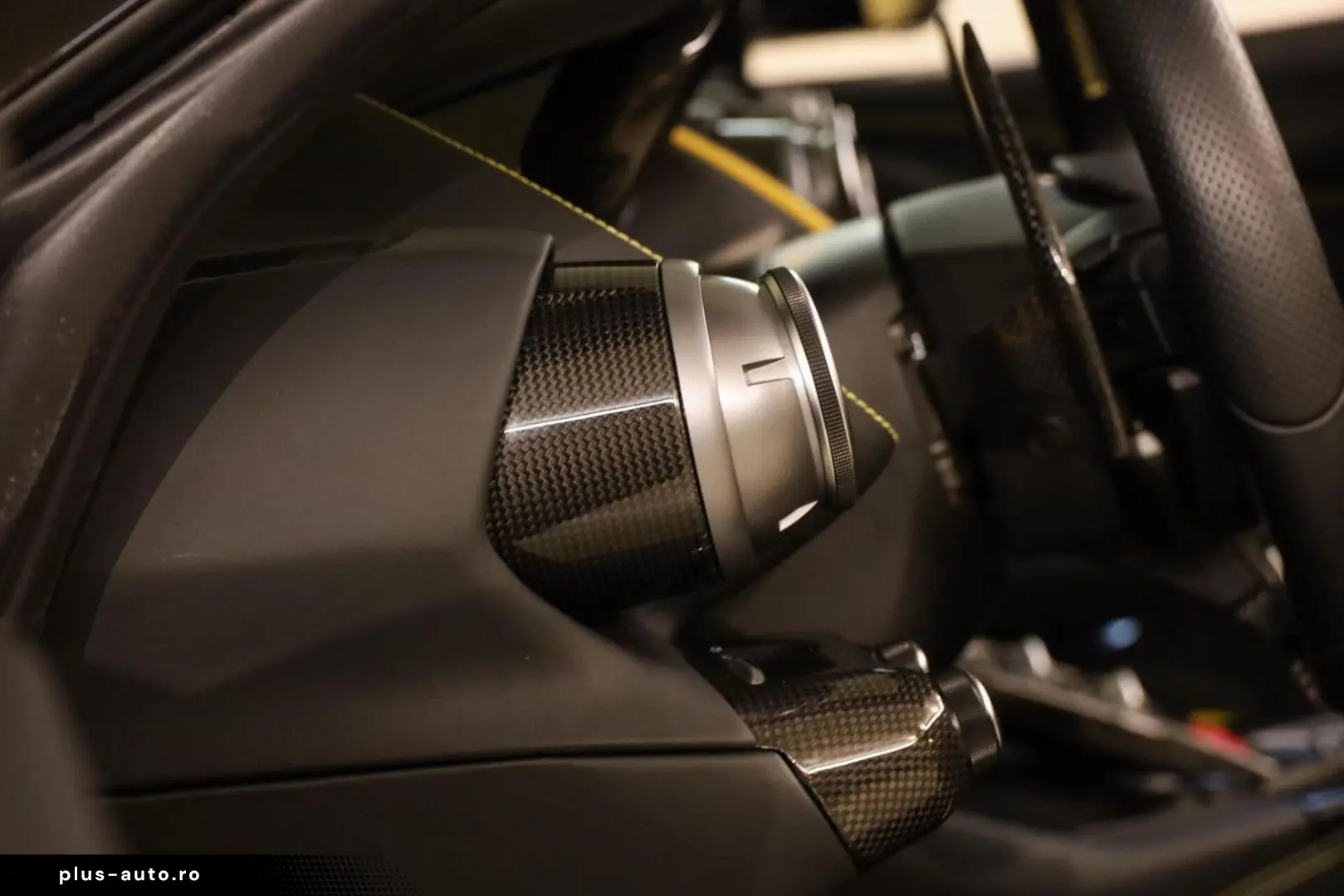 FERRARI 812 GTS 6.5 V12 HELE Lift Carbon Velgen Painted