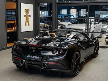 FERRARI F8 Spider 3.9 V8 Lift Carbon Seats Novitec Akrap