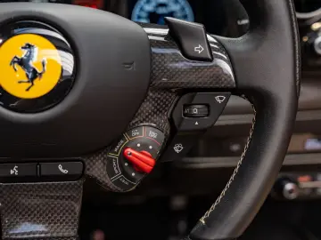 FERRARI F8 Spider 3.9 V8 Lift Carbon Seats Novitec Akrap