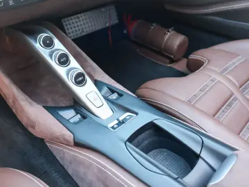 FERRARI 812 GTS 6.0V12 Petrol Aut 800hp  Belgium Plates