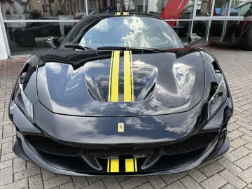 FERRARI F8 Tributo Racing Lift Carbon Service neu Garant