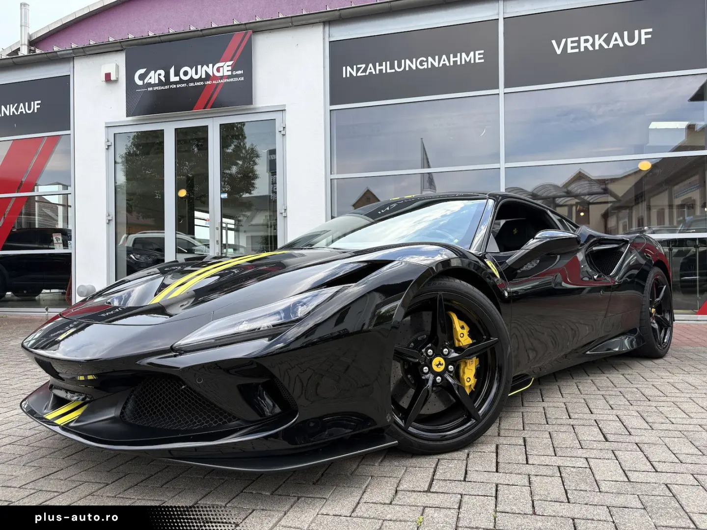 FERRARI F8 Tributo Racing Lift Carbon Service neu Garant