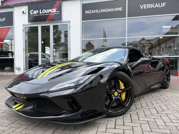 FERRARI F8 Tributo Racing Lift Carbon Service neu Garant