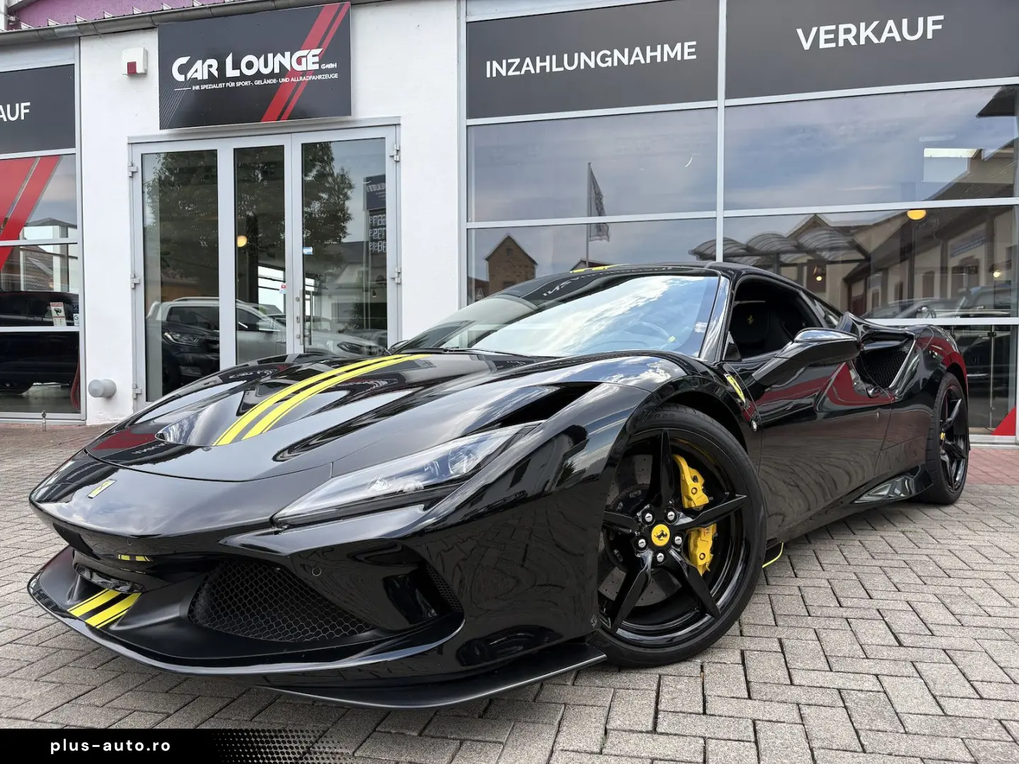 FERRARI F8 Tributo Racing Lift Carbon Service neu Garant