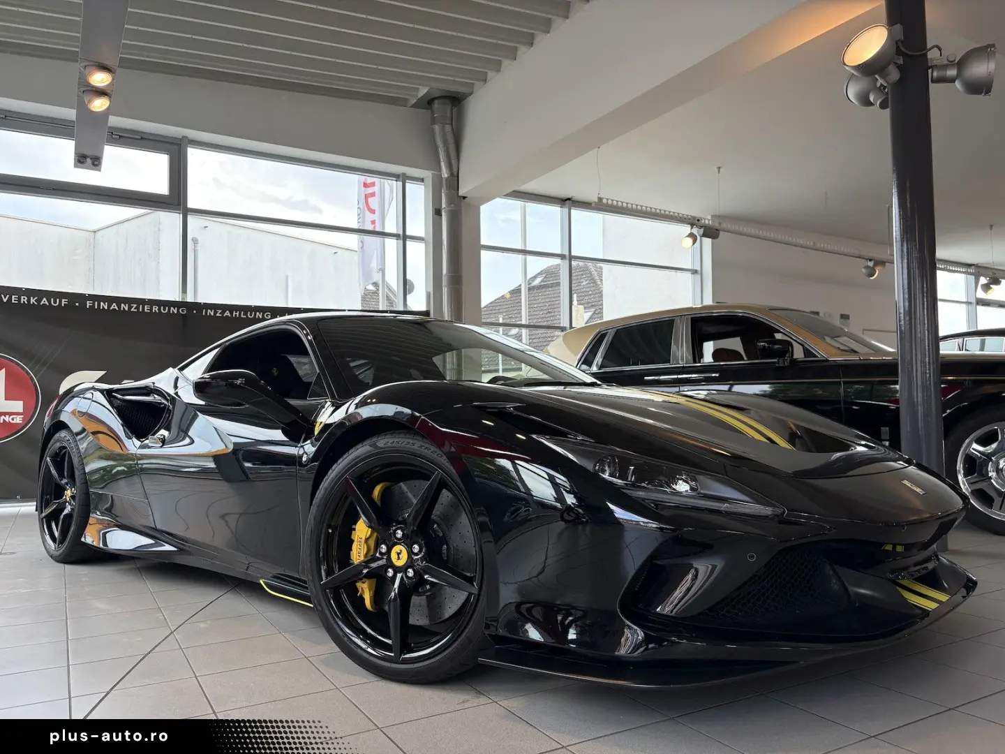 FERRARI F8 Tributo Racing Lift Carbon Service neu Garant