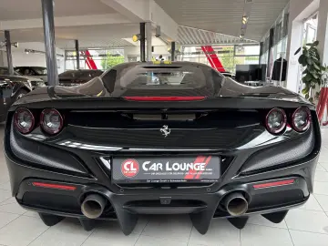 FERRARI F8 Tributo Racing Lift Carbon Service neu Garant