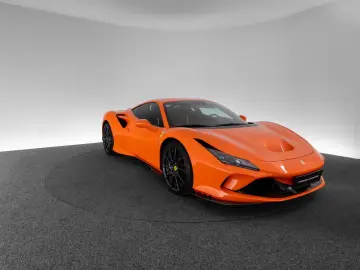 FERRARI F8 Tributo