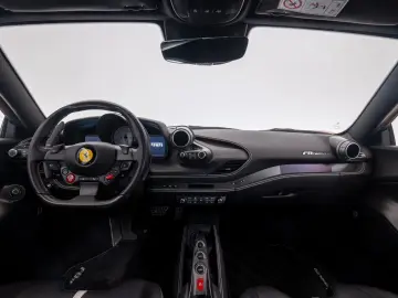 FERRARI F8 Tributo