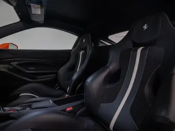 FERRARI F8 Tributo