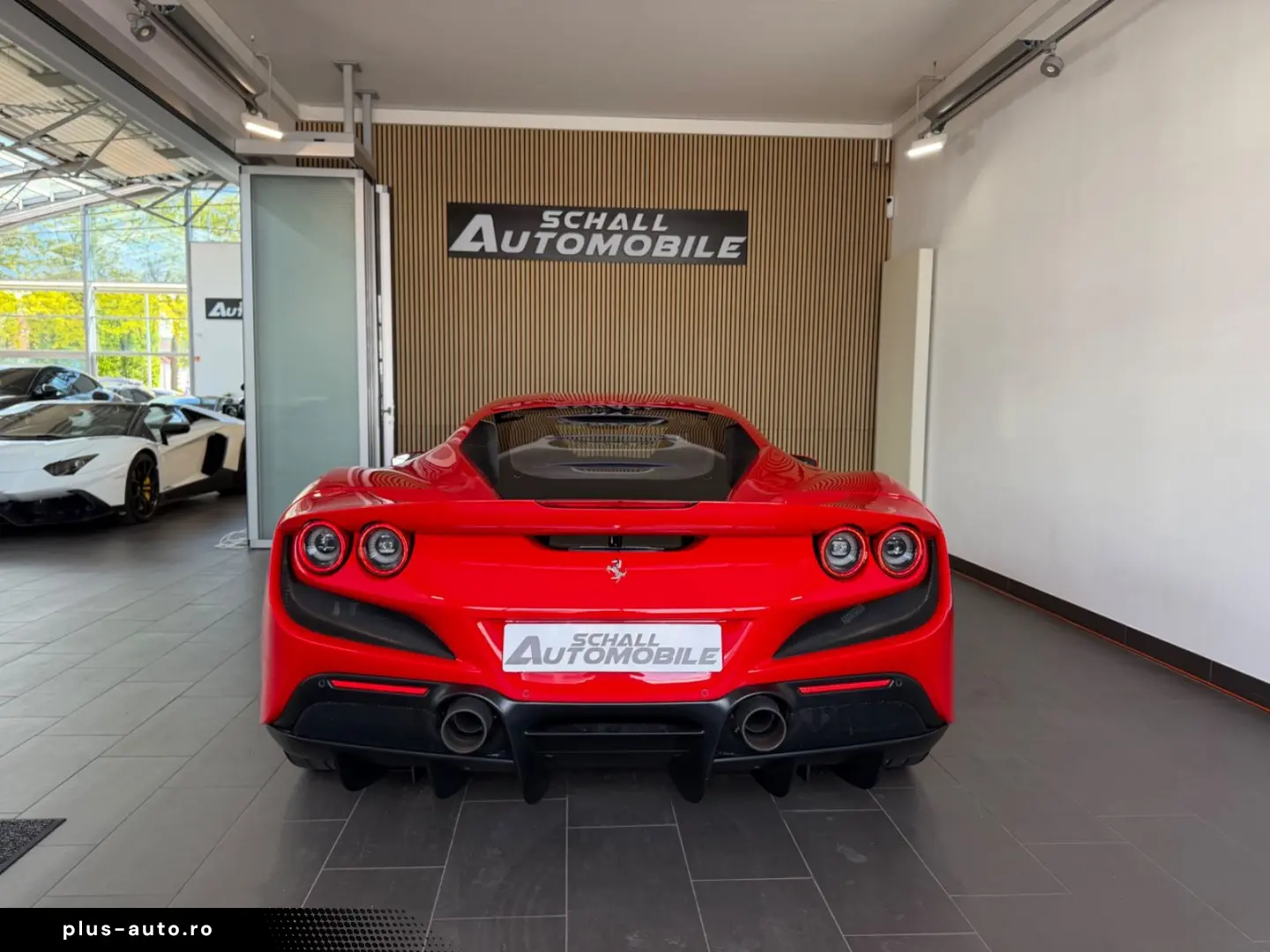 FERRARI F8 TRIBUTO  LIFT CARBON RACING-SEAT DISPLAY HIFI