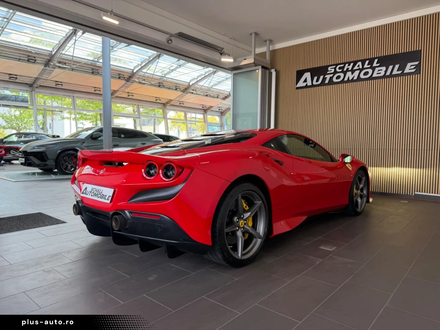 FERRARI F8 TRIBUTO  LIFT CARBON RACING-SEAT DISPLAY HIFI