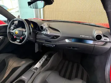 FERRARI F8 TRIBUTO  LIFT CARBON RACING-SEAT DISPLAY HIFI