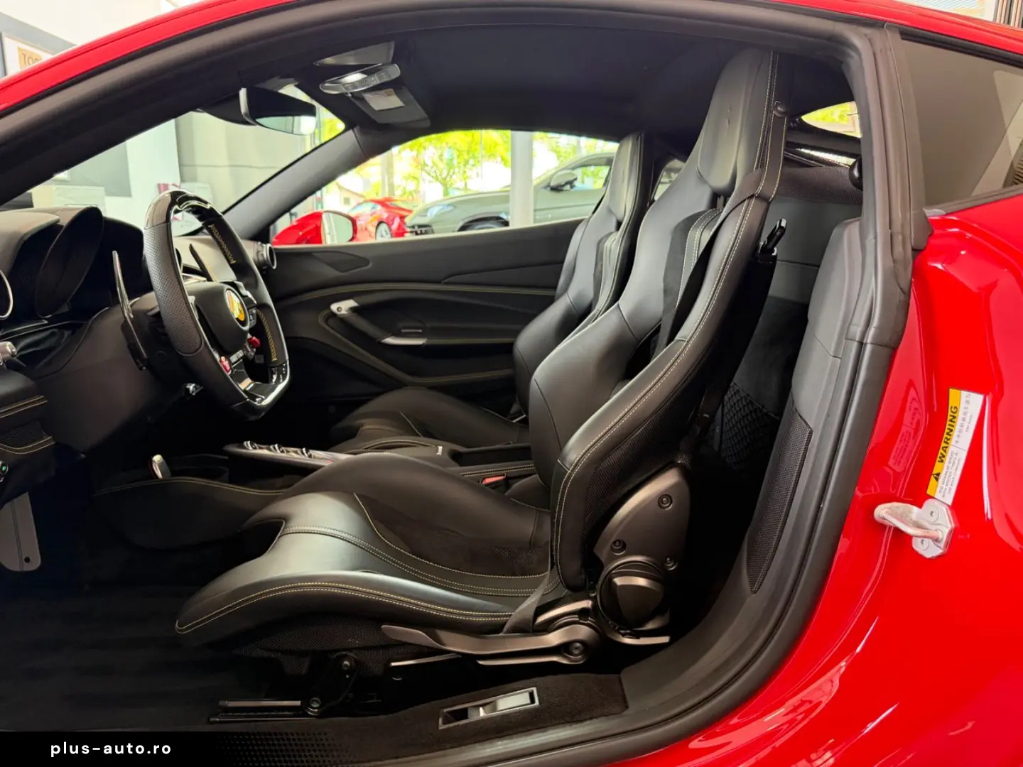 FERRARI F8 TRIBUTO  LIFT CARBON RACING-SEAT DISPLAY HIFI