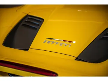FERRARI F8 3.9 720