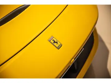 FERRARI F8 3.9 720
