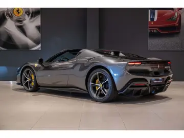 FERRARI 296 gts 3.0 V6 830 GTS
