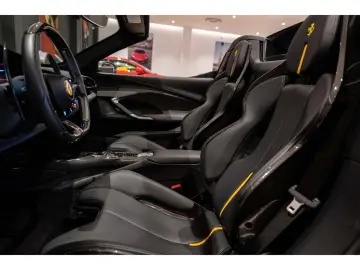 FERRARI 296 gts 3.0 V6 830 GTS