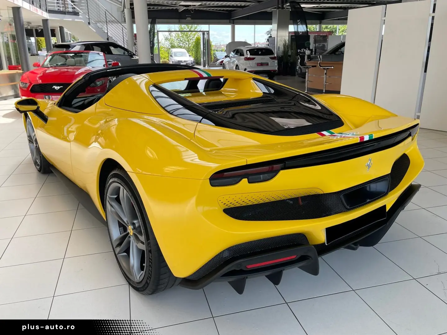 FERRARI 296 GTS 360 Kamera ADAS Paket 20 Alu AFS voll