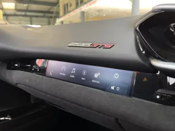 FERRARI 296 GTS 360 Kamera ADAS Paket 20 Alu AFS voll
