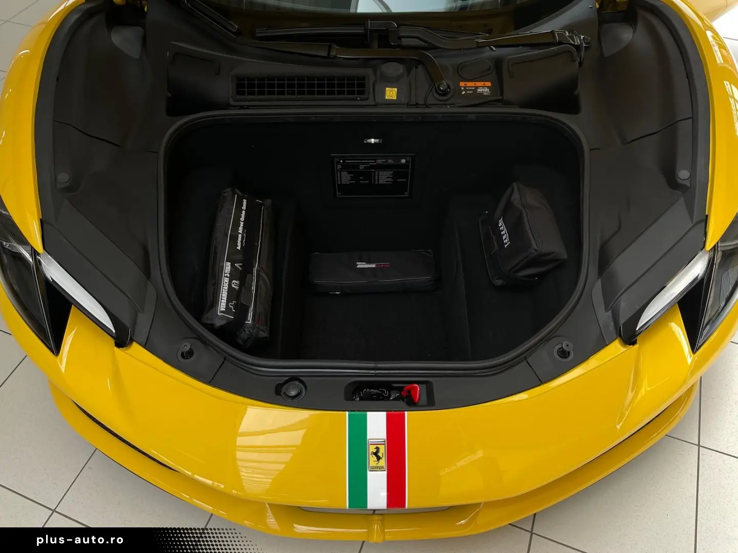 FERRARI 296 GTS 360 Kamera ADAS Paket 20 Alu AFS voll