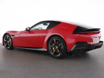 FERRARI 12 Cilindri Carbon-Exterior - Carbon-Rennsitze