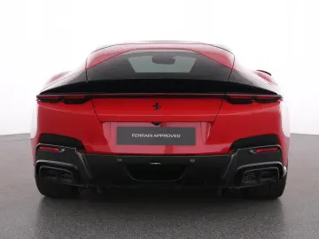 FERRARI 12 Cilindri Carbon-Exterior - Carbon-Rennsitze