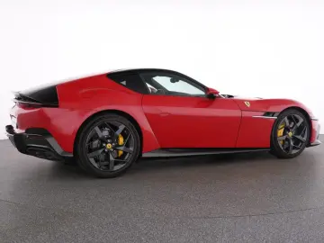 FERRARI 12 Cilindri Carbon-Exterior - Carbon-Rennsitze