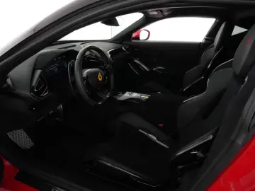 FERRARI 12 Cilindri Carbon-Exterior - Carbon-Rennsitze