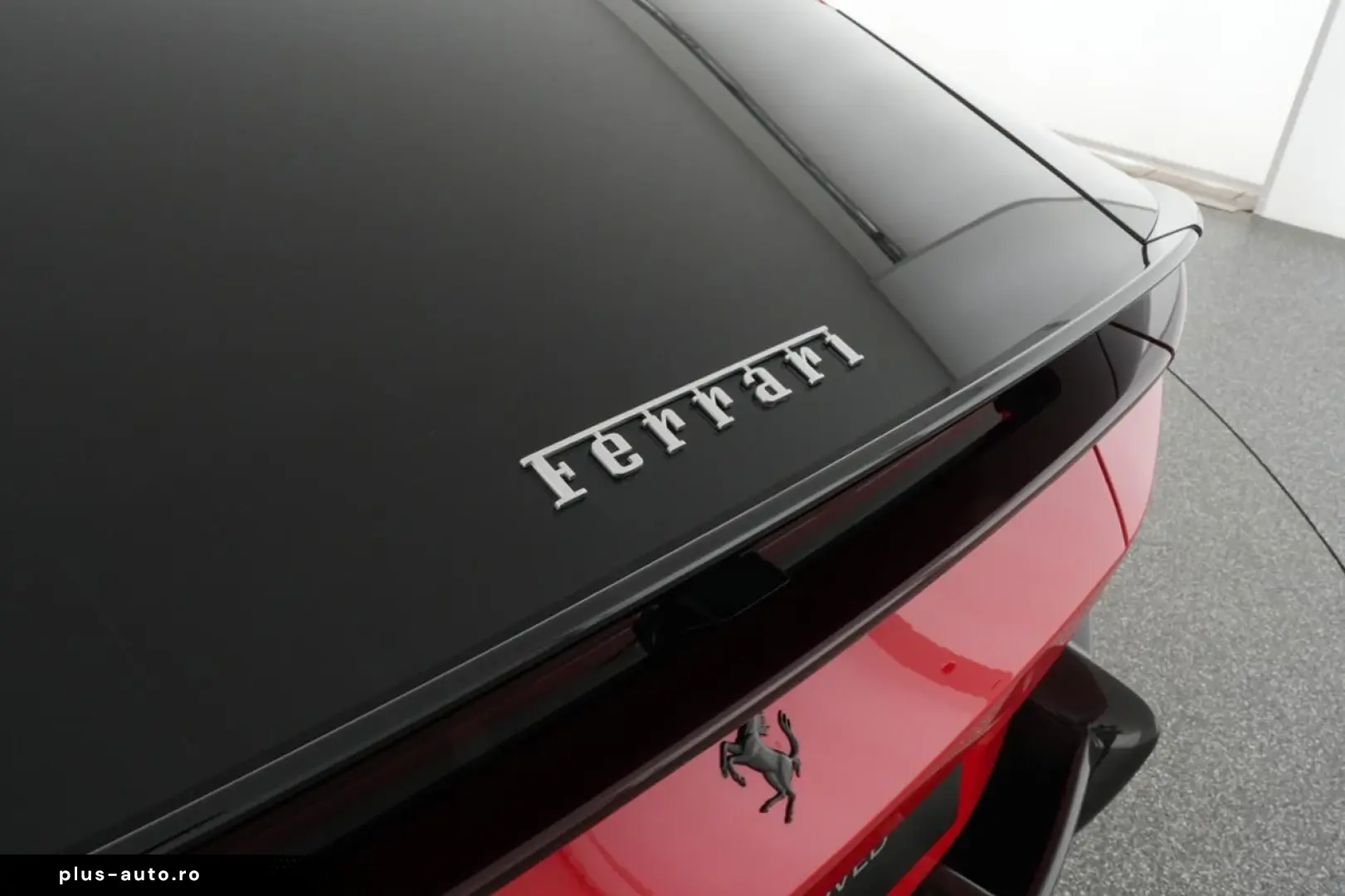 FERRARI 12 Cilindri Carbon-Exterior - Carbon-Rennsitze