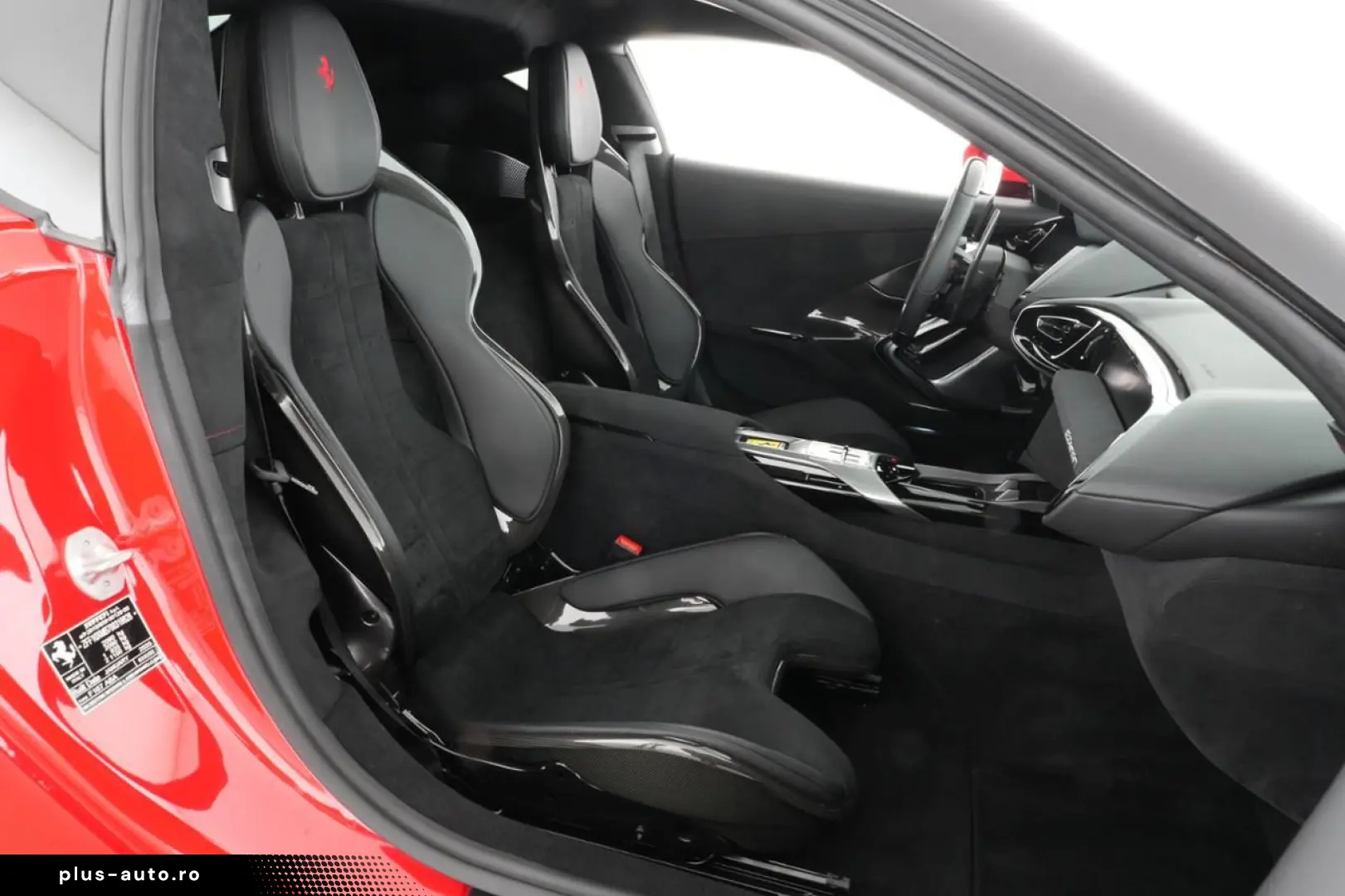 FERRARI 12 Cilindri Carbon-Exterior - Carbon-Rennsitze