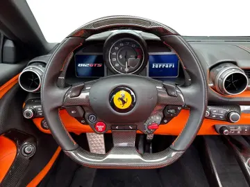 FERRARI 812 GTS  Lift Karbon Embleme Daytona