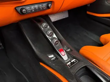 FERRARI 812 GTS  Lift Karbon Embleme Daytona