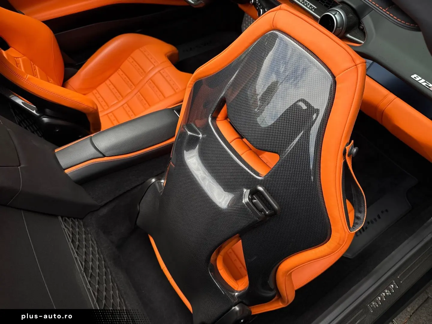 FERRARI 812 GTS  Lift Karbon Embleme Daytona