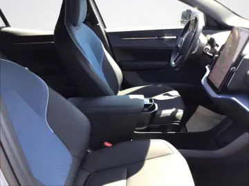 VOLVO EX30 Core 2WD Pure Electric  ACC  Apple CarPlay