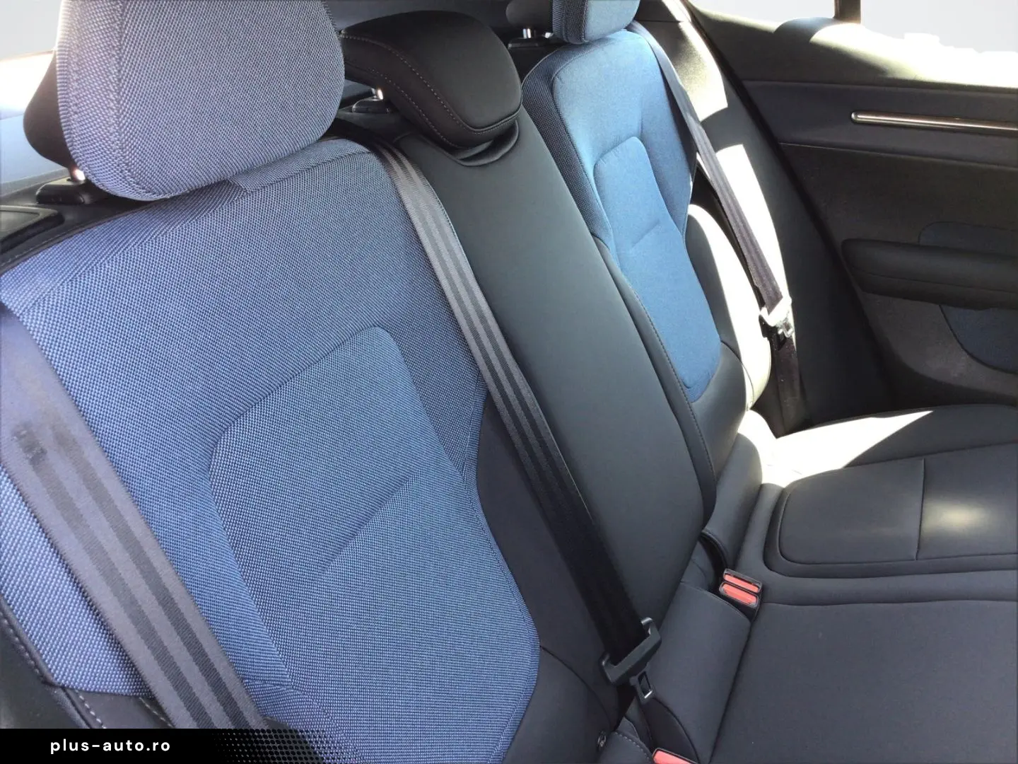 VOLVO EX30 Core 2WD Pure Electric  ACC  Apple CarPlay