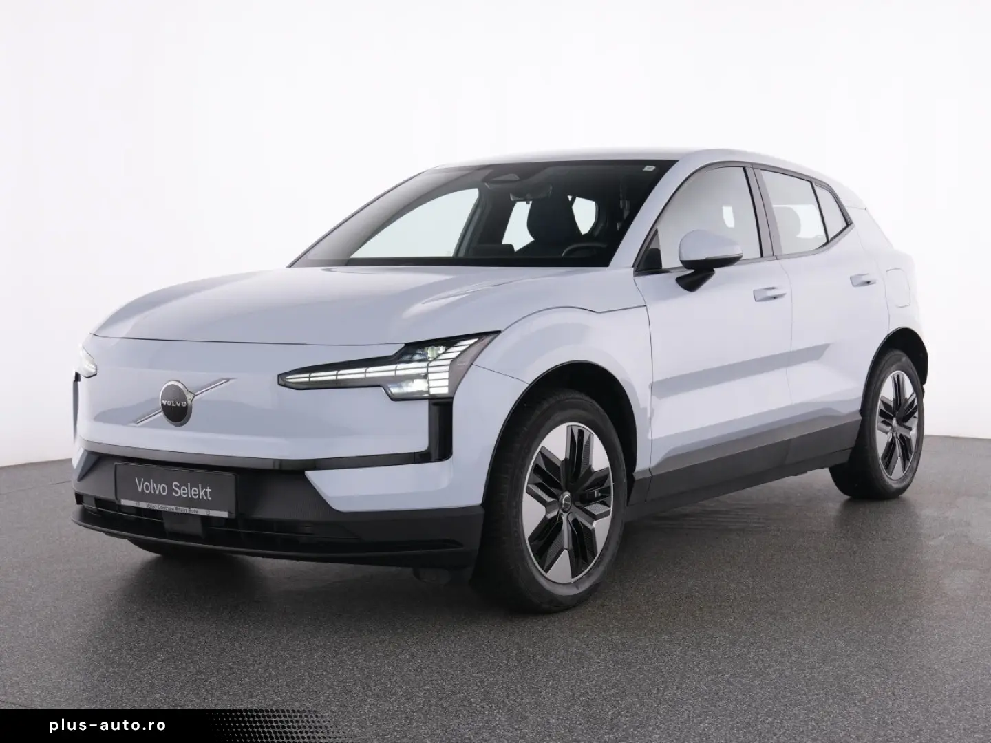 VOLVO EX30 PURE ELECTRIC RWD CORE WINTERPAK LM18 NAVI