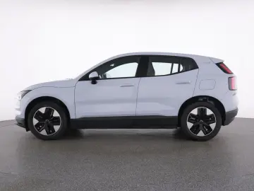 VOLVO EX30 PURE ELECTRIC RWD CORE WINTERPAK LM18 NAVI