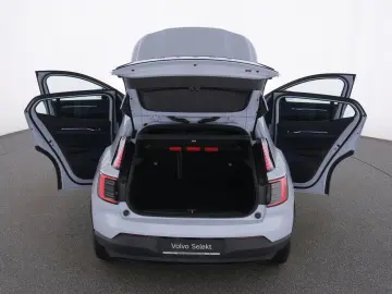 VOLVO EX30 PURE ELECTRIC RWD CORE WINTERPAK LM18 NAVI