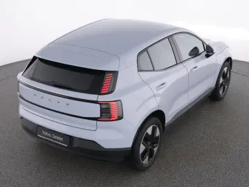 VOLVO EX30 PURE ELECTRIC RWD CORE WINTERPAK LM18 NAVI