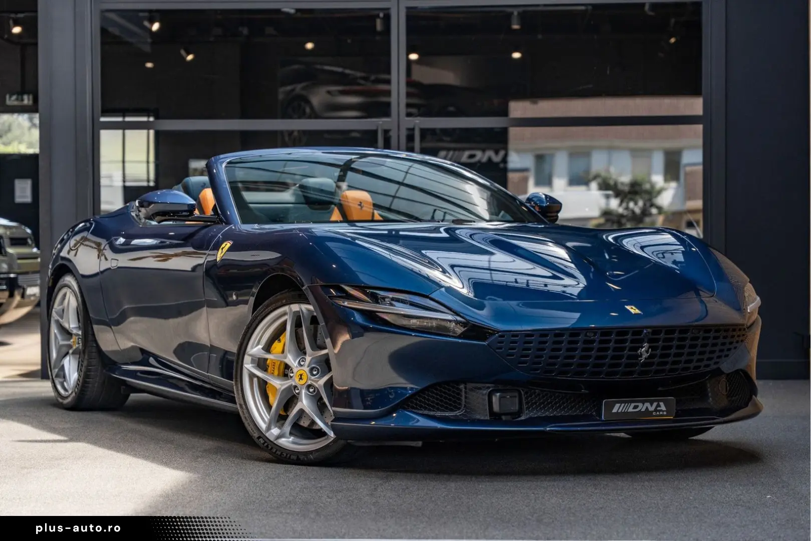 FERRARI Roma Spider Full Carbon Blu Sera JBL Alcantara 3