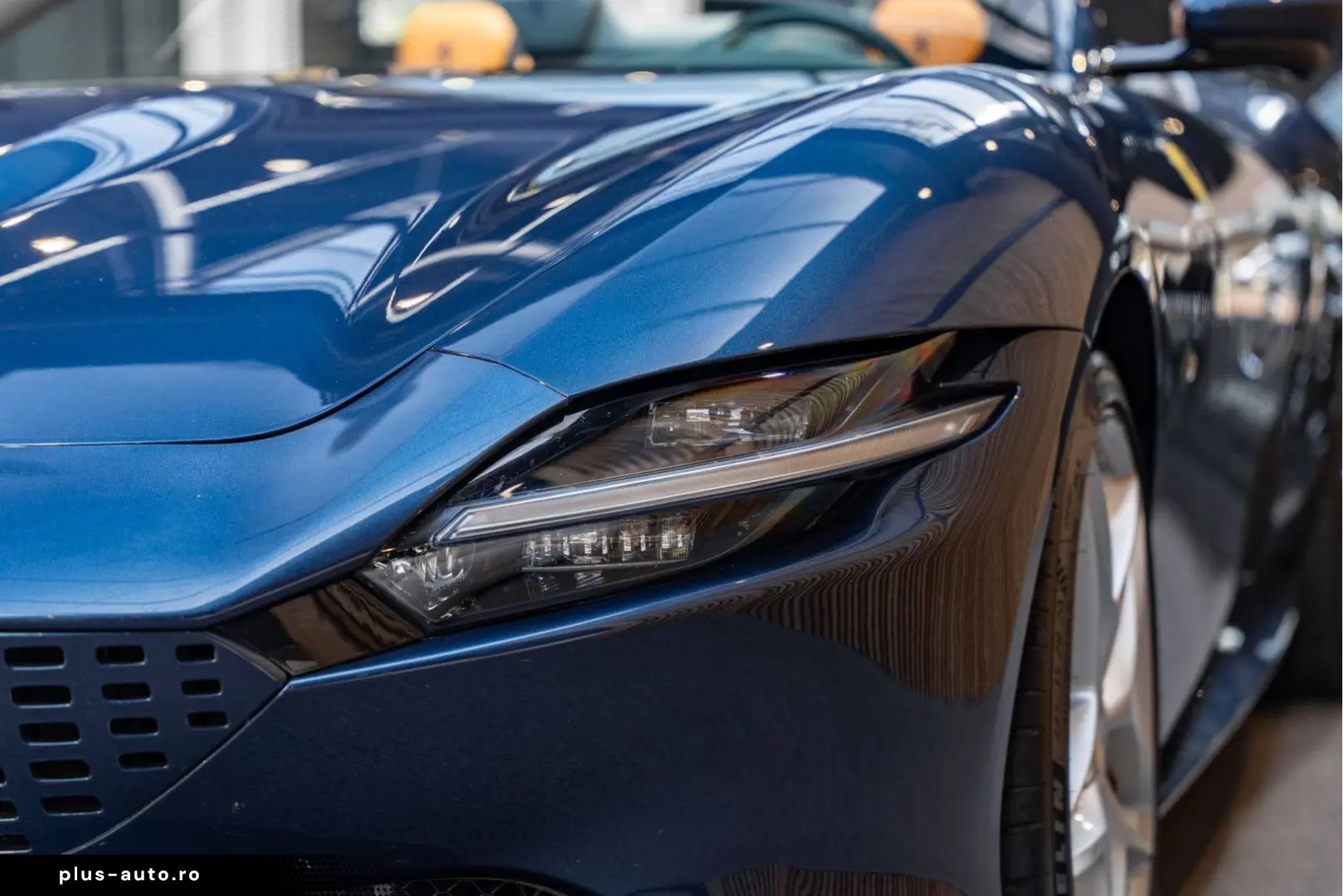 FERRARI Roma Spider Full Carbon Blu Sera JBL Alcantara 3