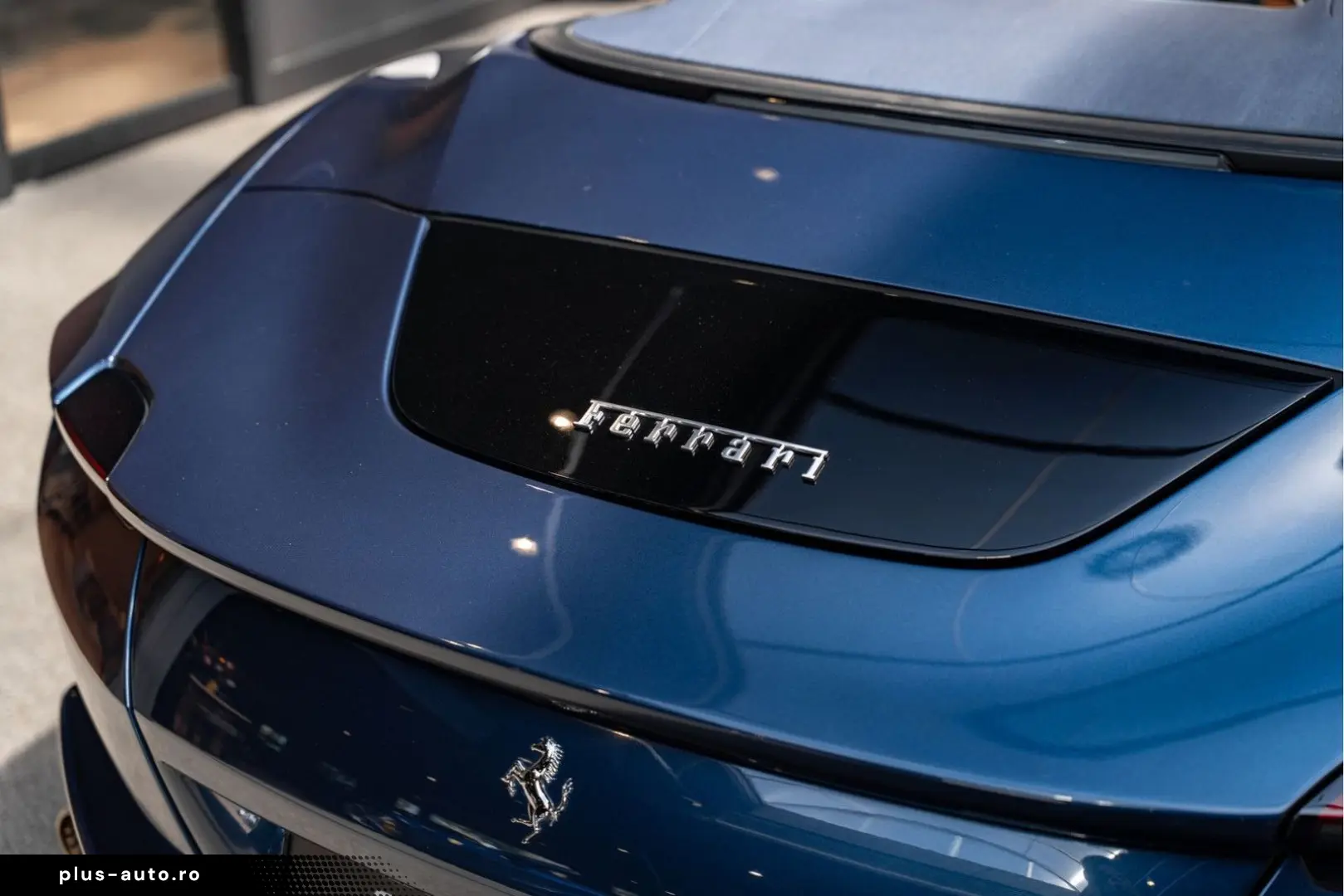 FERRARI Roma Spider Full Carbon Blu Sera JBL Alcantara 3