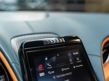 FERRARI Roma Spider Full Carbon Blu Sera JBL Alcantara 3