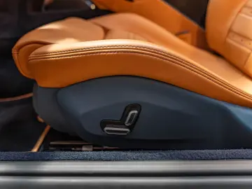 FERRARI Roma Spider Full Carbon Blu Sera JBL Alcantara 3