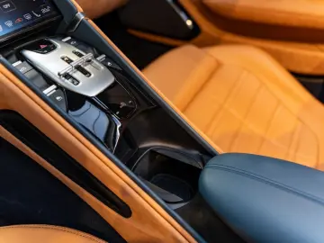 FERRARI Roma Spider Full Carbon Blu Sera JBL Alcantara 3