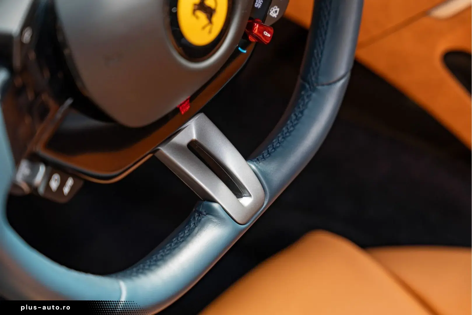 FERRARI Roma Spider Full Carbon Blu Sera JBL Alcantara 3