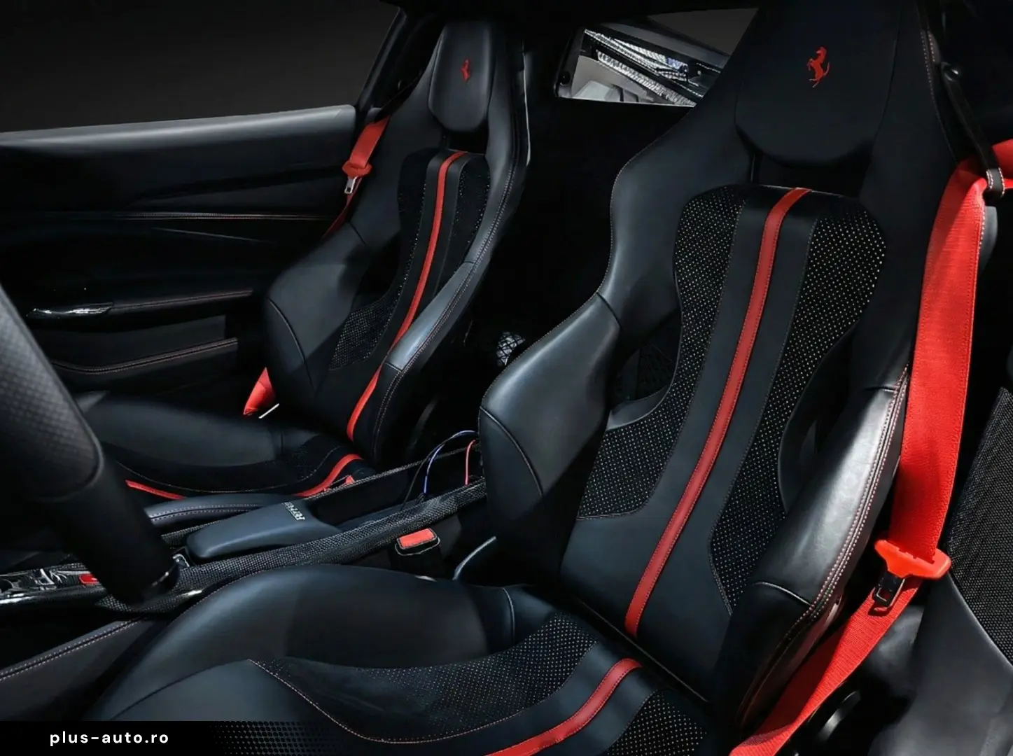 FERRARI F8 Tributo   Carbon   Racing   LED